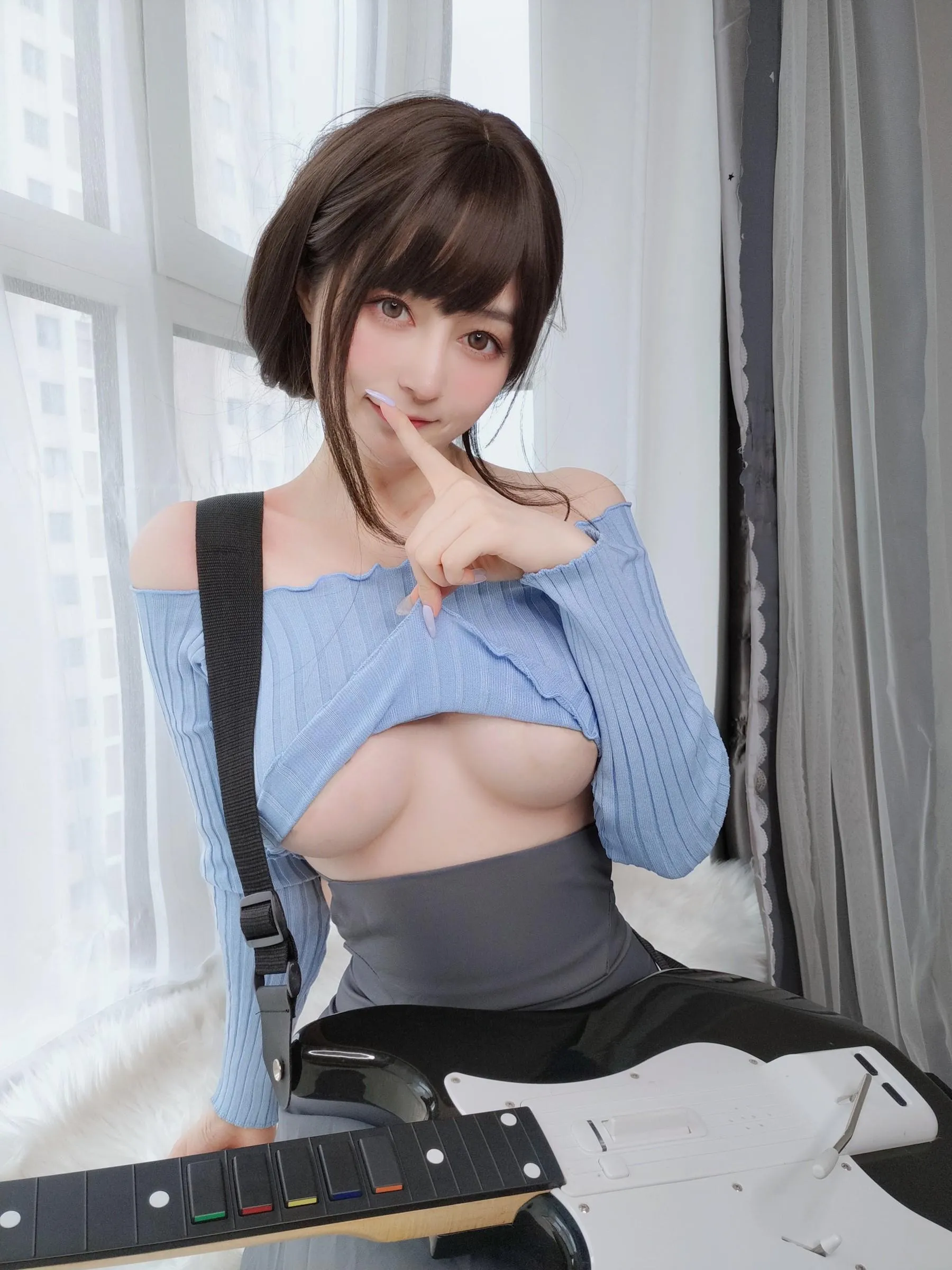 白银81 – 自撮 Vol.59 吉他妹妹 [166P]插图8